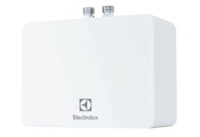 Проточный водонагреватель Electrolux NP6 Aquatronic 2.0