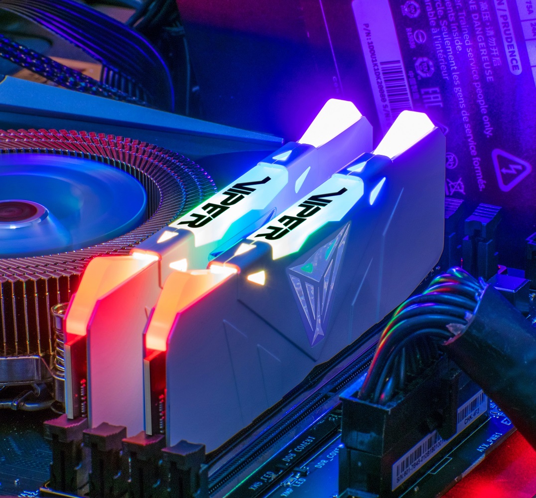 Оперативная память Patriot Viper RGB 2x8GB DDR4 PC4-25600 PVR416G320C6KW, фото 3