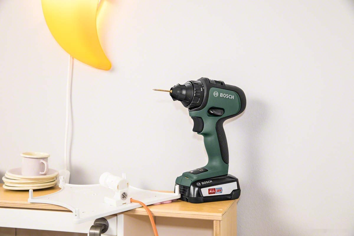 Дрель-шуруповерт Bosch AdvancedDrill 18 06039B5001 (с 2-мя АКБ, кейс), фото 2