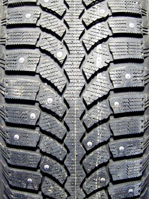 Автомобильная шина Bridgestone Blizzak Spike-01 195/60 R15 88T зимняя шипованная, фото 2