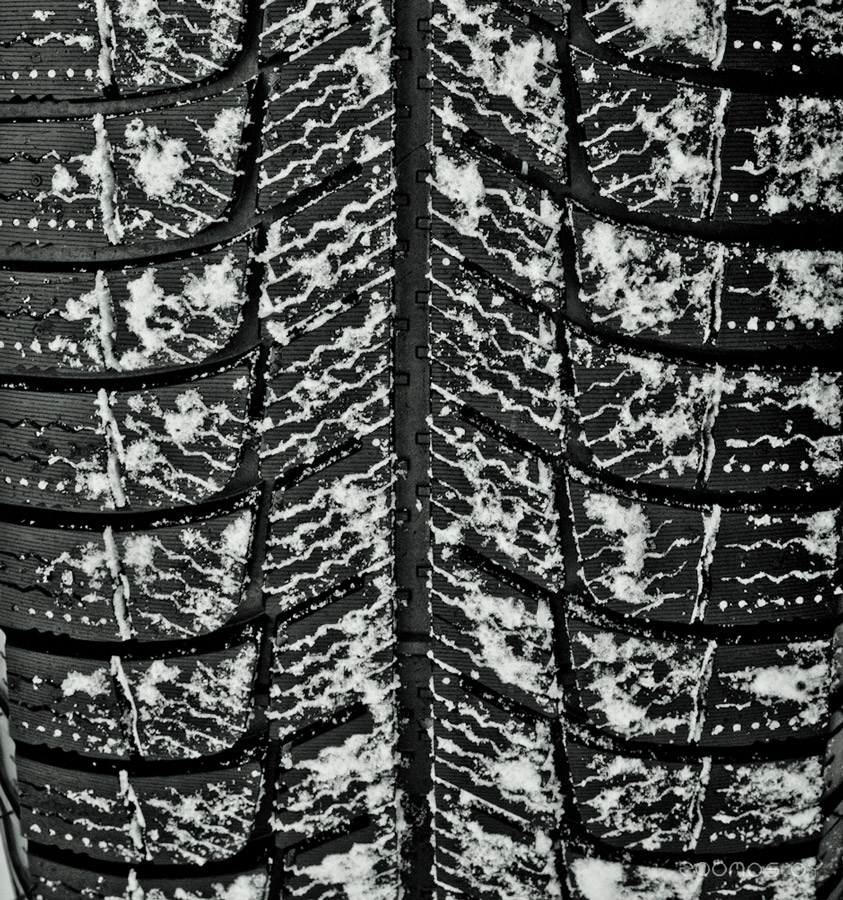 Шина Michelin X-Ice Xi3 245/45 R17 99H, фото 3