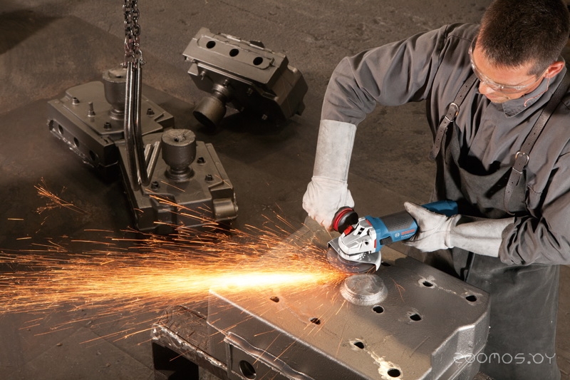 Угловая шлифмашина Bosch GWS 17-125 CIE Professional, фото 2