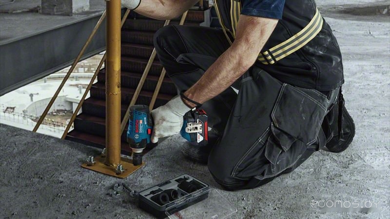 Гайковерт Bosch GDS 18V-400 Professional 06019K0020 (с 2-мя АКБ, кейс), фото 4