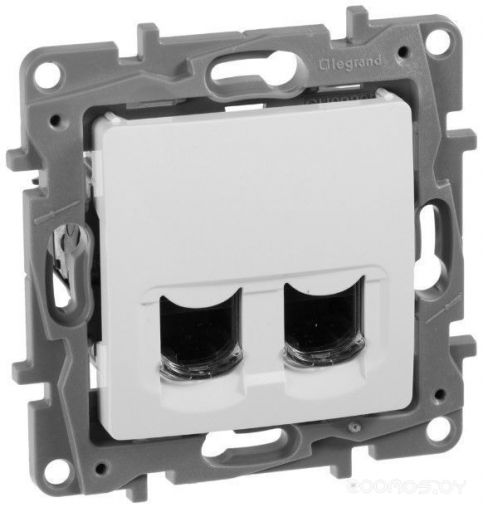 Розетка компьютерная Legrand Etika 672254 (белый)