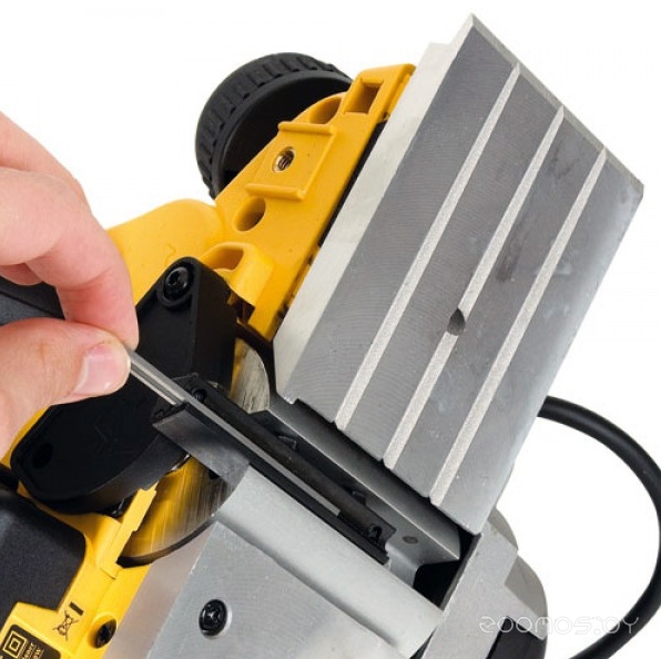 Электрорубанок DeWALT D26500K, фото 4