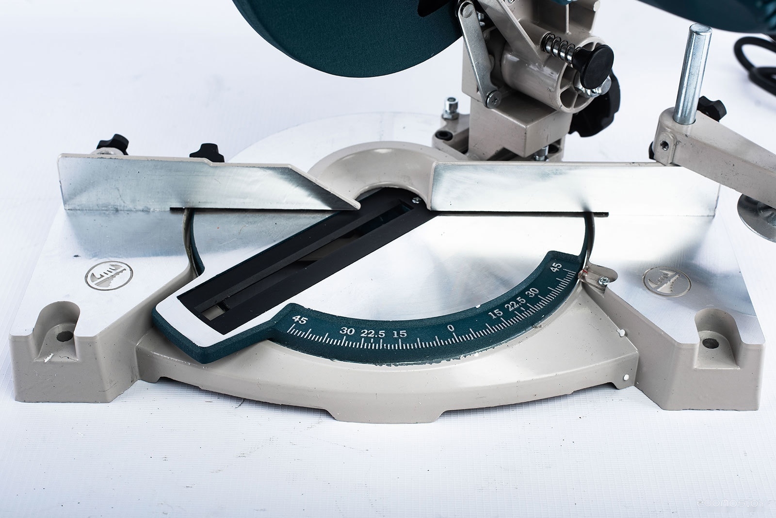 Торцовочная пила Alteco MS 1400-210, фото 8