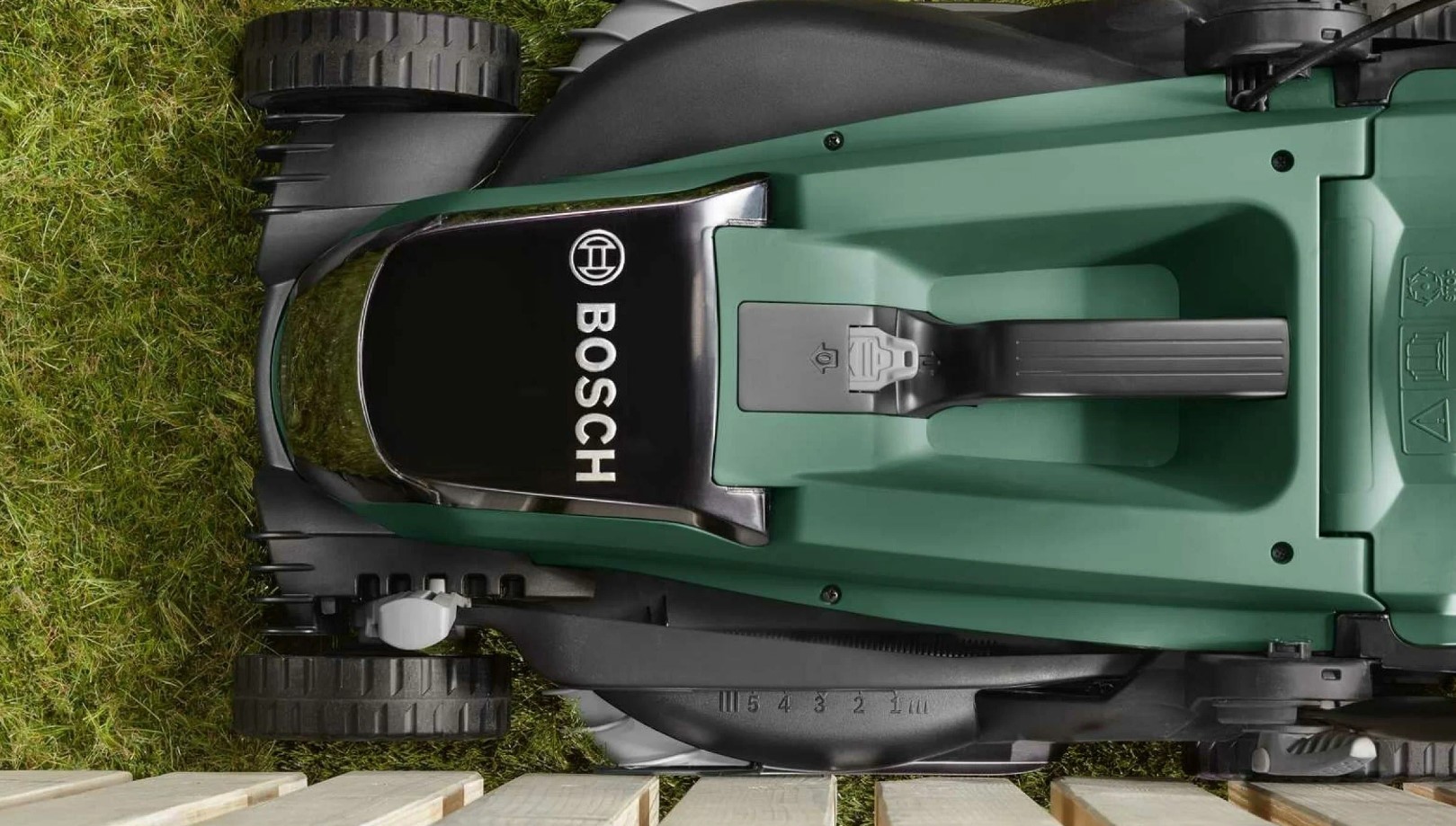 Аккумуляторная газонокосилка Bosch Advanced Rotak 36-690, фото 2