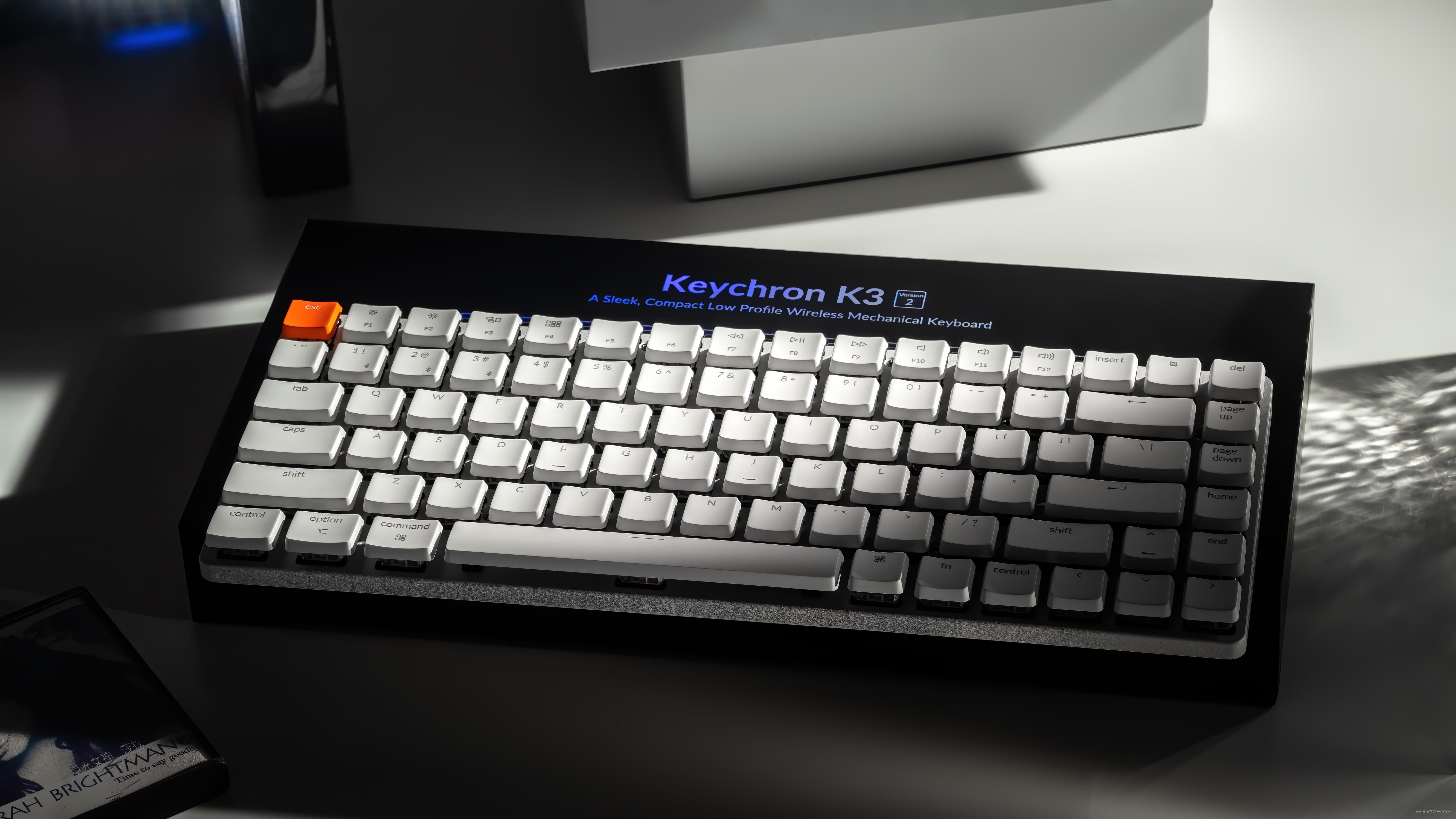 Клавиатура Keychron K3 Wireless V2 K3-K1 (Gateron G Pro Red), фото 8