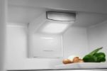 Холодильник с нижней морозильной камерой Electrolux ENS6TE19S (White)