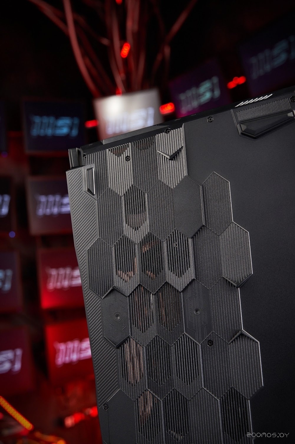 Игровой ноутбук MSI Pulse 15 B13VGK-1631XBY, фото 24