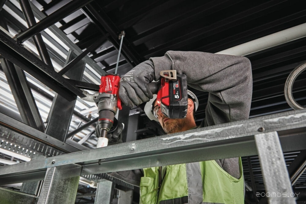 Дрель-шуруповерт Milwaukee M18 FUEL M18FDD3-502X 4933479863 (с 2-мя АКБ 5 Ач, кейс), фото 4