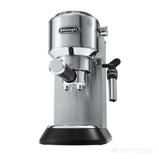 Рожковая помповая кофеварка Delonghi Dedica EC 685.M