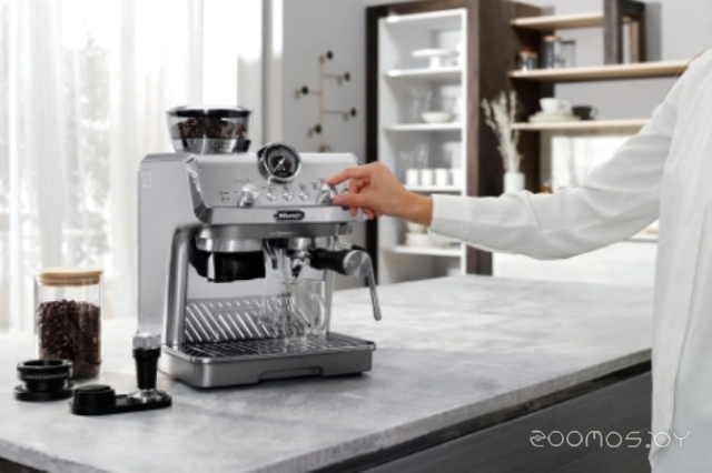 Кофеварка рожковая Delonghi EC9255.M, фото 6
