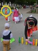 Игровая площадка в городе на День защиты детей