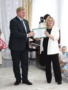 Новогодний праздник в средней группе
