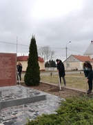 18. 03. 2021 Трудовая акция по наведению порядка на мемориалах и памятниках