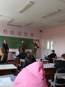 01.10 2024- профориентационная встреча учащихся 10-11-х классов с представителями воинской части 1257 Мозырского пограничного отряда