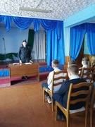21 марта представитель РОВД Рыбалко Т.В. провела профилактическую беседу с учащимися 6-х классов о правилах безопасного поведения на весенних каникулах, при переходе через железнодорожные пути.