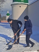 Пионерская дружина им. А. Г. Гарченко провела трудовую акцию "Уберем снег вместе" 07.02