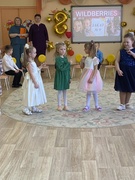 Праздник, посвященный дню 8 Марта в средней группе