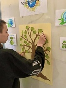 В рамках тематической недели экологической грамотности "Экологическая весна" прошла акция "Расскажи, как спасти планету"