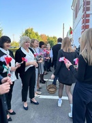В школе прошли торжественные мероприятия, приуроченные к Дню учителя