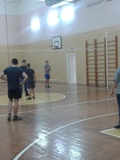 Соревнования по волейболу: дружеская встреча учащихся и учителей