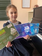 Учащиеся Островецкой детской школы искусств продолжают радовать конкурсными достижениями.