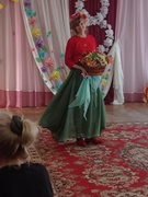Музыкальный праздник к 8 Марта во 2-й младшей группе