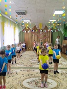 Физкультурный праздник "Когда мы едины, мы непобедимы" (с участием учеников первого класса)