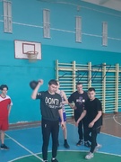 Военно-спортивная игра "А -ну-ка,  парни"