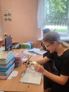 Во время летних каникул ребята из волонтерского отряда ГУО "Средняя школа №3 г.Хойники" приняли активное участие в акции -мастерской «Будь здорова, книжка!»