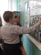 В рамках проекта "Я. Моя семья. Моя Родина" в 5 классе прошел классный час под названием "Тимуровское движение".