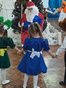 Каникулы. Новогодний праздник в младших группах
