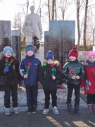 Образовательная экскурсия в 1 классе "Мы помним ..."