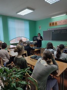 Единый информационный час на тему " Беларусь - страна мира, дружбы и добрососедства" прошёл в 7 и 8 классах