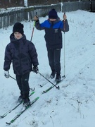 29.12.2025г.В Хлупинской базовой школе успешно открылся лыжный сезон с активной ездой на лыжах. Ученики наслаждались зимней трассой и свежим воздухом.