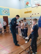 СПОРТИВНЫЙ ДОСУГ "МЧС СПЕШИТ НА ПОМОЩЬ"