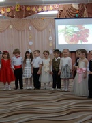 Праздник мамы отмечаем