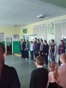 Торжественная линейка приуроченная окончанию четверти. Награждение победителей олимпиад