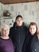 Поздравление ветеранов педагогического труда.Активисты БРСМ 11 классы