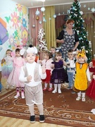 Новогодний праздник в первой младшей группе