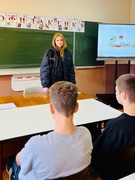 Диалоговая площадка с участием Залесской М.Н., УИМ Житковичского РОВД, на тему: "Профилактика и предотвращение насилия, наркомании, безопасность в сети Интернет. Экстремизм: ответственность несовершеннолетних", 8-11 классы, 19.11.25 г.