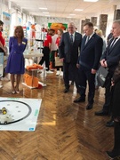 Галина Сергеевна Алексанина, учитель информатики, Кудан Татьяна, Балюк Елизавета, Смыковский Артём, учащиеся гимназии имени Я.Купалы представили Мозырский районный инженерно-технический центр на выставке технического и инновационного творчества