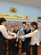 Гадзіна зносін з элементамі гульні "Стоп, булінг!"