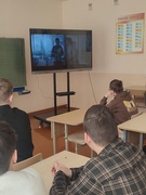 В рамках республиканского культурно-патриотического киномарафона "Смотри и помни" просмотр фильма "Не игра"