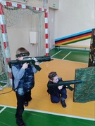11 февраля Военно-патриотический клуб "Троянцы" провели для учащихся Поболовской средней школы Лазертаг