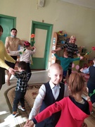 Праздник "8 Марта - день чудесный"