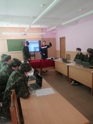 Урок производственногообучения в группе 381 электромонтёров
