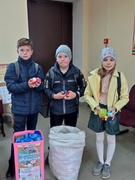 Учащиеся 5 класса приняли участие в социально-экологическом проекте "Новая жизнь в обмен на крышечки"